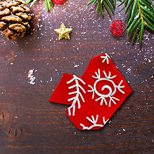 Magnetky - Vianočná magnetka - dekorovaná črepina (žhavá fujavica) - 12489180_