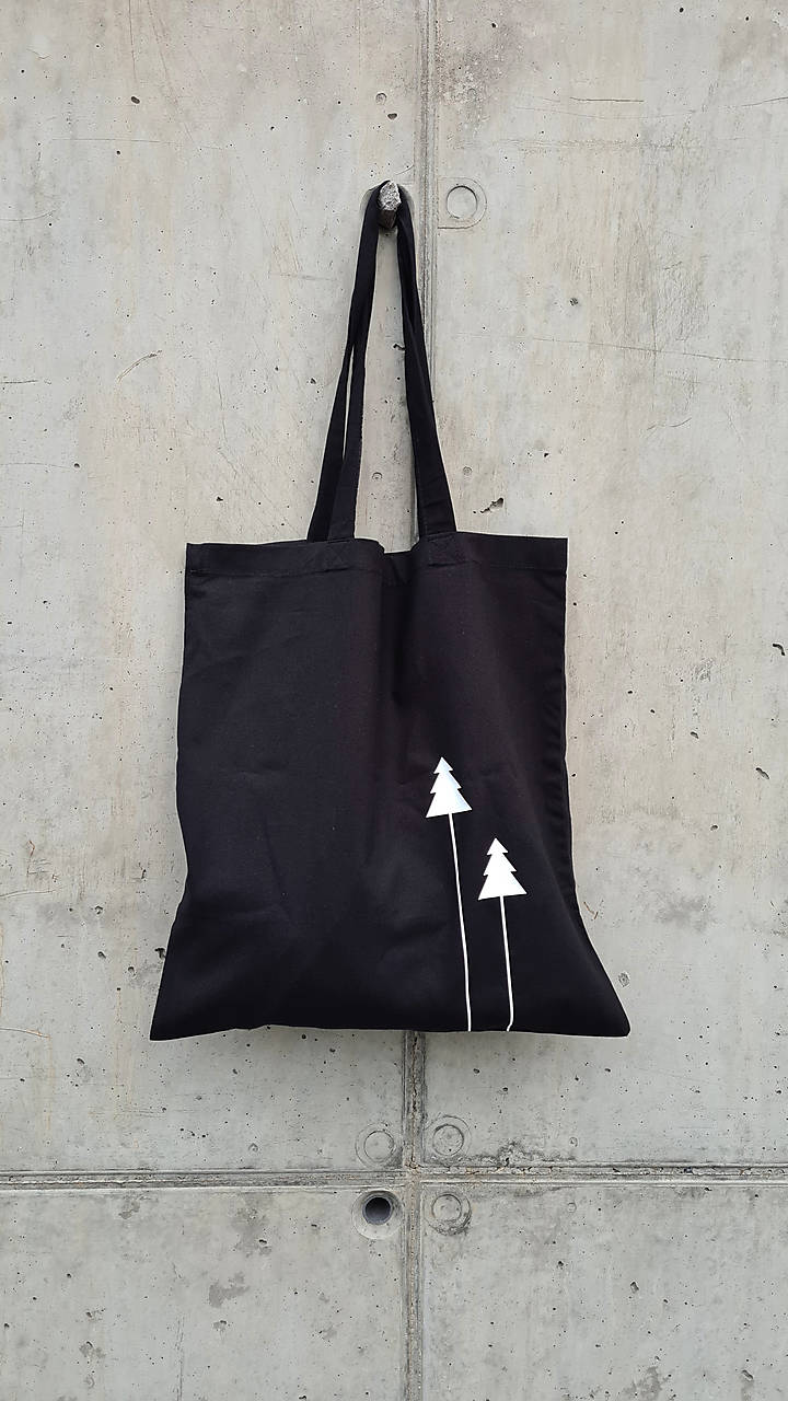 Taška čierna stromčeky