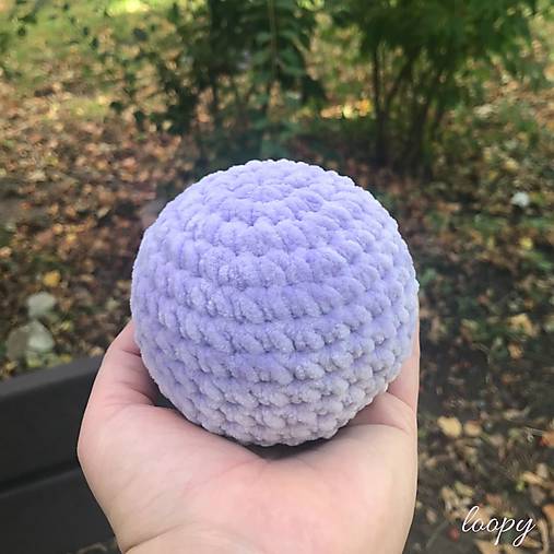 Hračky - Mäkká detská loptička / obvod 27 cm (Svetlofialová) - 12490601_