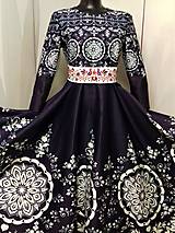 Šaty - Spoločenské šaty Floral Folk " Modrotlač "  (Modrotlač tmavá + biely vzor) - 12495654_