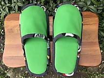 Ponožky, pančuchy, obuv - Malé zelené papuče - 12495158_