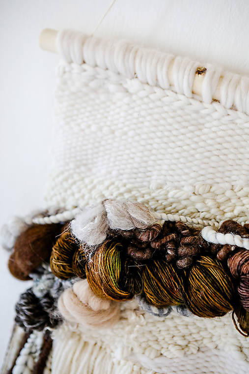 Ručne tkaná vlnená tapiséria