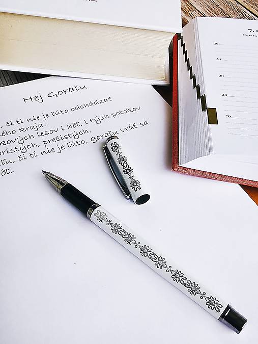 Hej Goraľu - elegantné pero (Biela)
