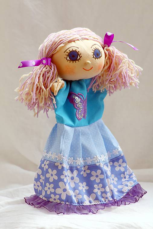 Hračky - Maňuška. Bábika Motýliková víla Manuelka. - 12560253_