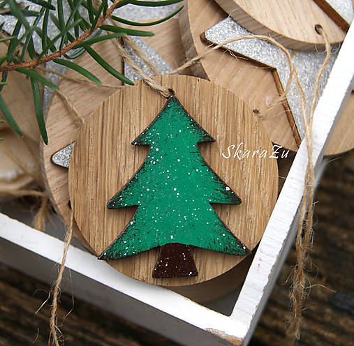 Dekorácie - Stromčeky na jelšovom dreve - 12578479_