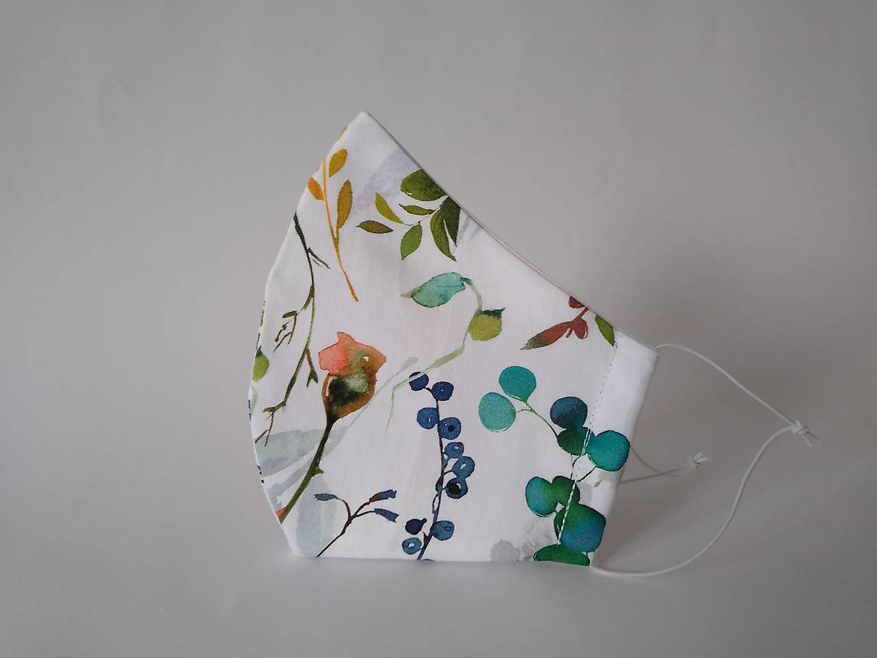 Dizajnové rúško jar prémiová bavlna antibakteriálne s časticami striebra dvojvrstvové tvarované