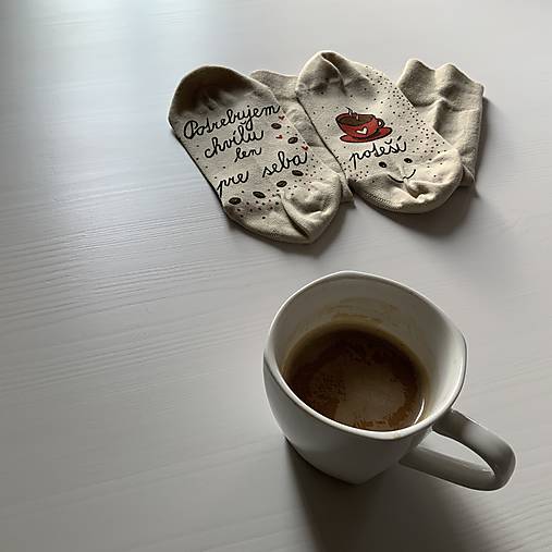 Maľované ponožky pre tých, čo milujú kávu (béžové)
