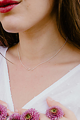 Náhrdelníky - Strieborný náhrdelník "Girl power" - 12591609_