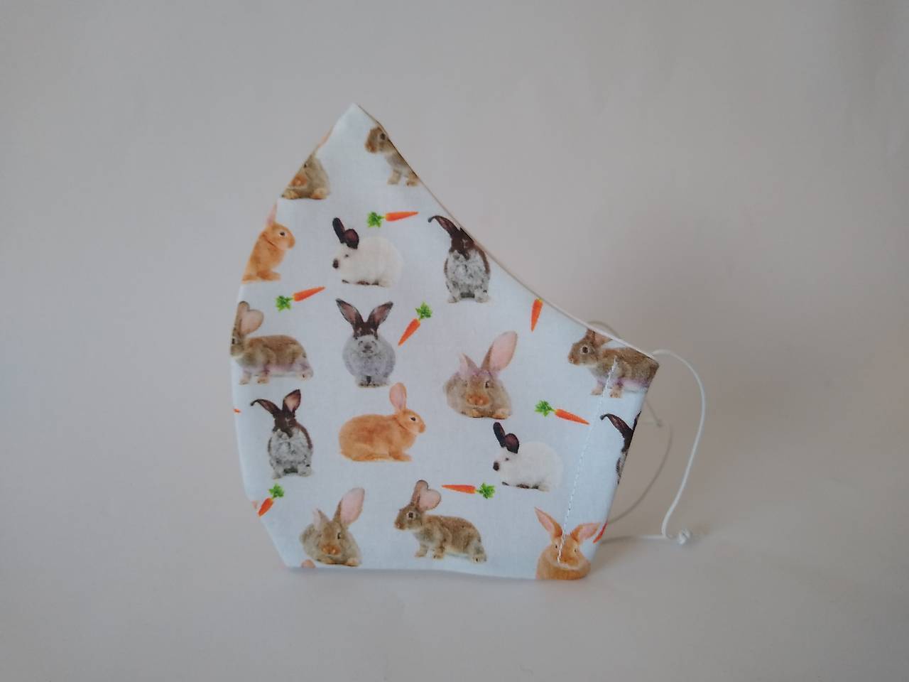 Dizajnové rúško mini zajkovia tvarované dvojvrstvové