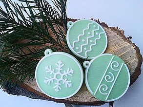 Dekorácie - Vianočné ozdoby na stromček (Zelená - gule (3 ks v balení)) - 12613244_