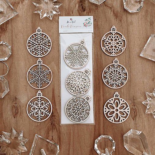 Dekorácie - Sada drevených ozdôb - Vločky v guli - 12617236_