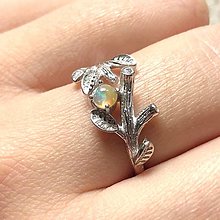 Prstene - Floral Ethiopian Opal Ring Ag925 / Strieborný prsteň s etiópskym opálom - 12621627_