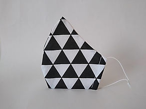 Rúška - Dizajnové rúško trojuholníky ČB tvarované dvojvrstvové - 12623519_