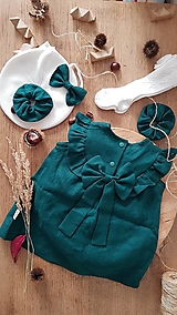 Detské oblečenie - Holubica - ľanové šaty s veľkým volánom a mašľou (smaragdová) - 12620569_