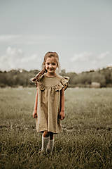 Detské oblečenie - Holubica - ľanové šaty s veľkým volánom a mašľou - 12620573_