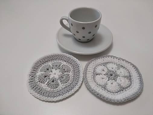 Úžitkový textil - Háčkované podšálky kvet 6ks - 12634130_
