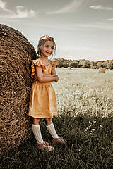 Detské oblečenie - Vtáča - dievčenské ľanové šaty s volánmi a mašľou (horčicová) - 12636505_