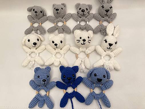 Hračky - Hŕkalka - pre deti / Háčkovaný sloník/ - 12642652_