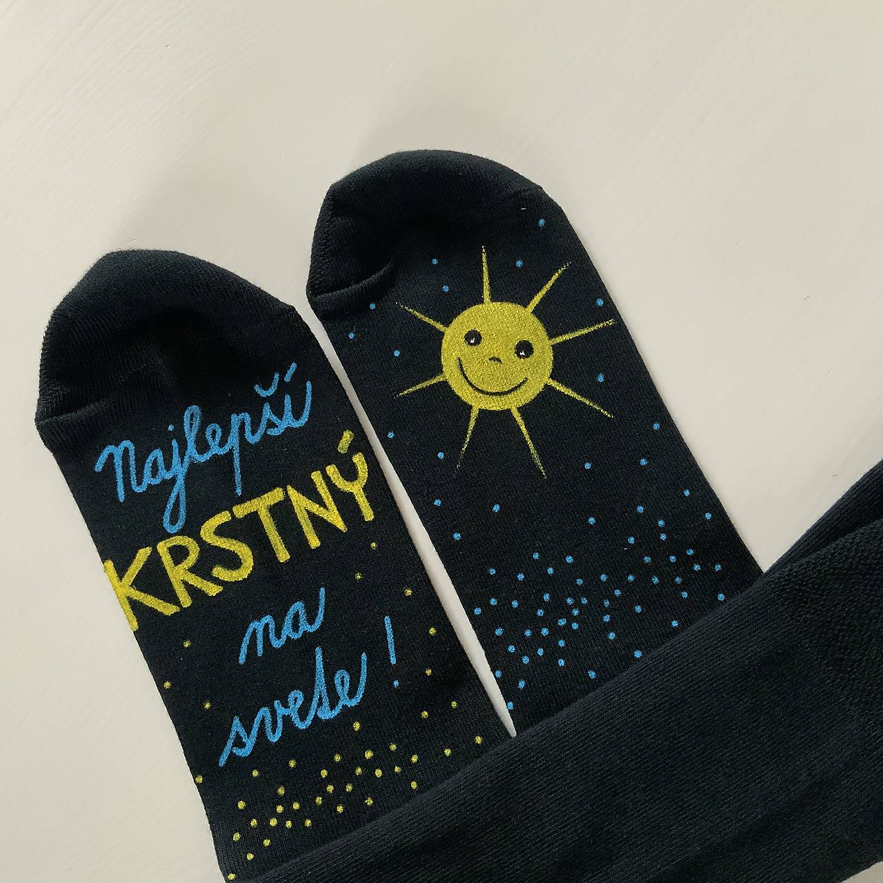 Maľované ponožky s nápisom: (Najlepší krstný  - čierne s “písaným” typom písma)