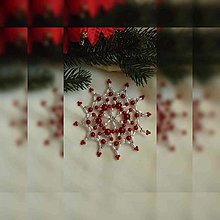 Dekorácie - Vianočná hviezda Trio - hustá (červená-biela - plastové korálky) - 12654569_