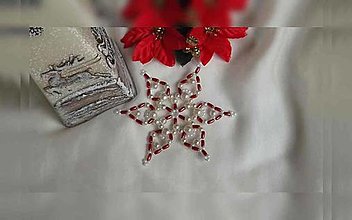 Dekorácie - Vianočná hviezda Trio - stredná (červeno-ružová-biela - plastové korálky) - 12655171_