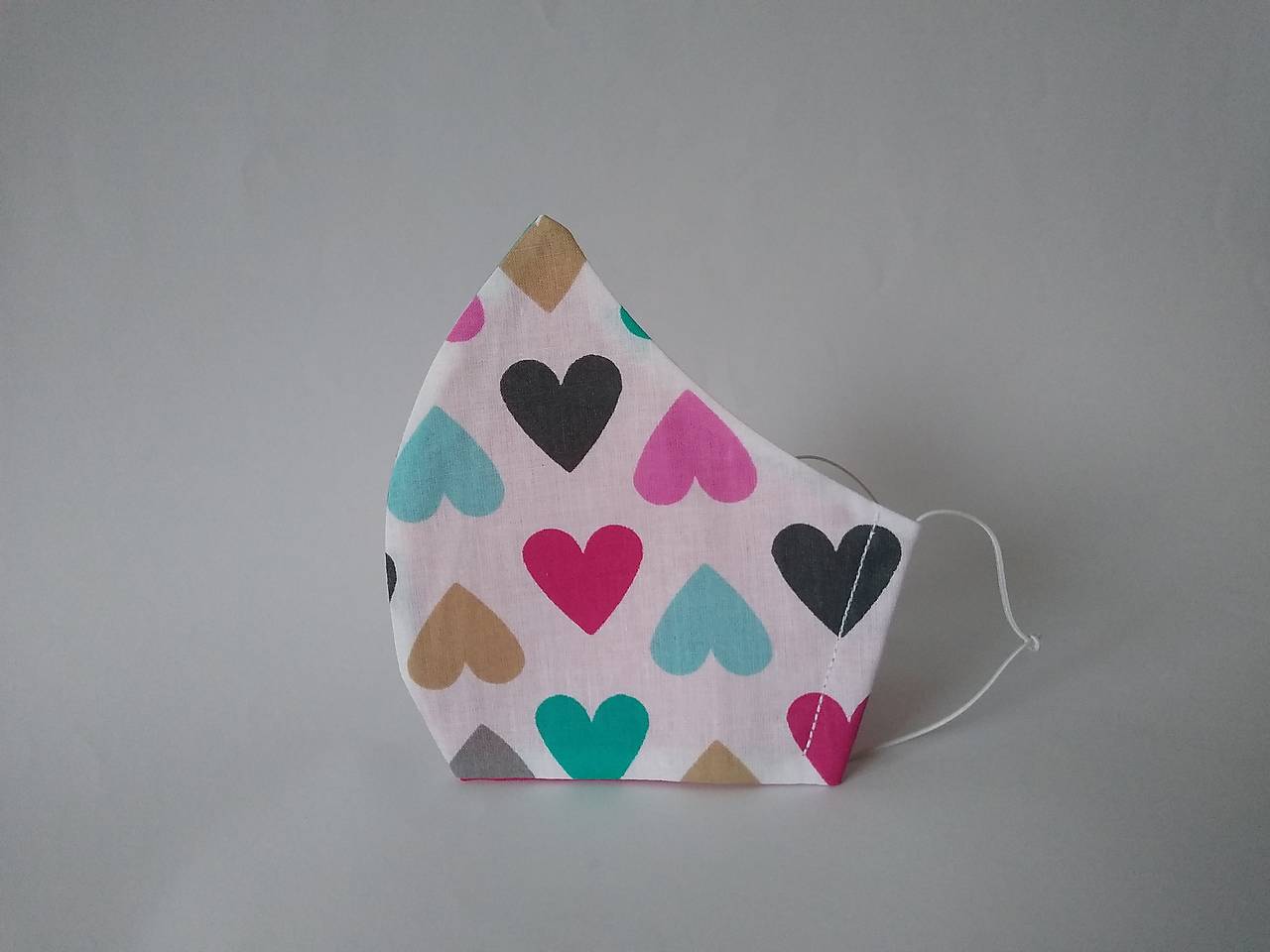 Dizajnové rúško srdcia rôzne tvarované dvojvrstvové