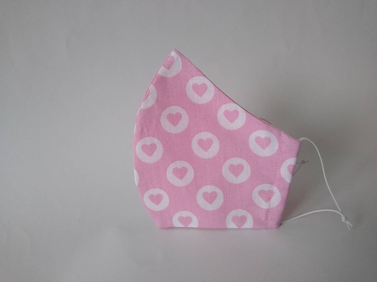 Dizajnové rúško so srdiečkami ružové tvarované dvojvrstvové