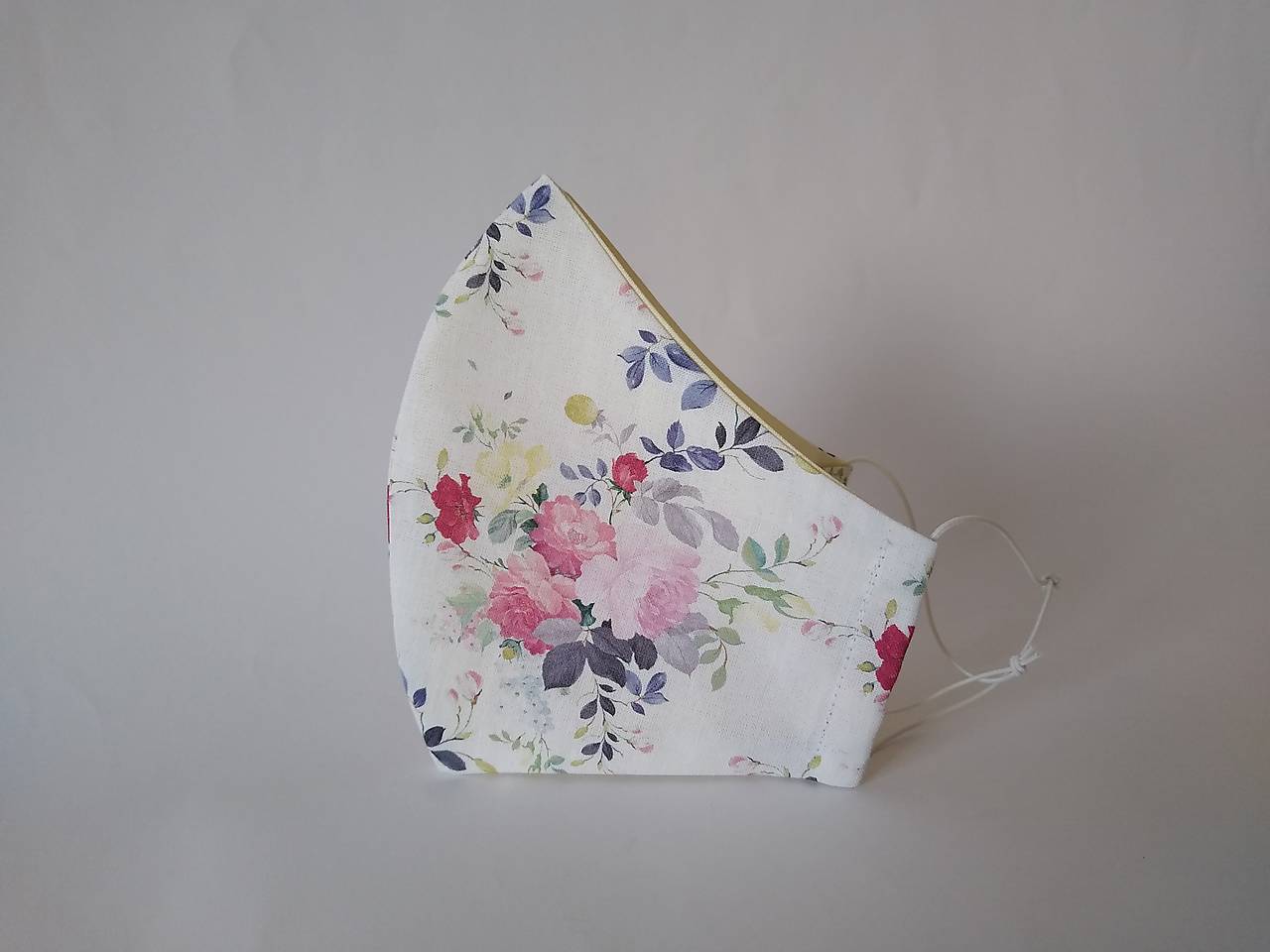 Dizajnové rúško Rosai biele tvarované dvojvrstvové