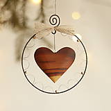 Dekorácie - vianočná dekorácia s dreveným srdiečkom väčšia (drevené srdiečko II) - 12674424_