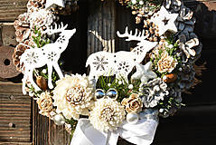Dekorácie - Vianočný veniec na dvere so sobíkmi - 12676794_