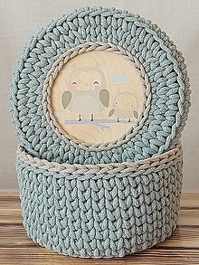Úložné priestory & Organizácia - Handmade háčkovaný košík z kvalitných šnúr s vrchnákom s maľovaným motívom sovičky - 12674217_