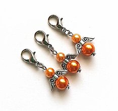 Kľúčenky - Prívesok perličkový anjelik malý (oranžová) - 12686098_