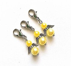 Kľúčenky - Prívesok perličkový anjelik malý (žltá) - 12686103_