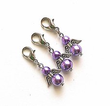 Kľúčenky - Prívesok perličkový anjelik malý (fialová) - 12686129_