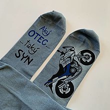 Ponožky, pančuchy, obuv - Maľované ponožky  (SIVÉ s maľbou motorky a nápisom: “Aký OTEC, taký SYN”) - 12683828_