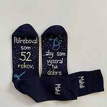 Ponožky, pančuchy, obuv - Maľované tmavomodré ponožky k narodeninám (pre doktora S MENOM) - 12691488_