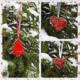 Dekorácie - Vianočná ozdoba stromček (Červená) - 12697440_