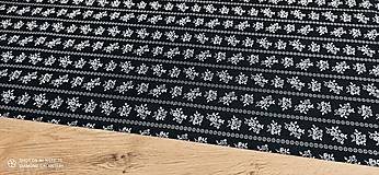 Textil - Bavlnená látka - Kvety biele na čiernom - cena za 10 centimetrov - 12694396_