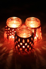 Svietidlá - Handmade makramé svietniky na čajové sviečky v marhuľovej farbe VINTAGE - 12693641_