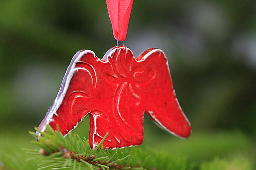Vianočná ozdoba Anjelik červená orlament