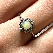 Prstene - Elegant Ethiopian Opal Zircone Ring Ag925 / Strieborný prsteň s etiópskym opálom a zirkonikmi - 12709639_