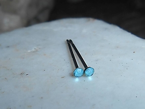 Náušnice - little ,,blue crystalls,,chir.oceľ,mini napich.naušnice - 12718594_