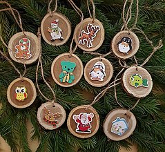 Dekorácie - veselé drevené ozdoby na stromček pre radosť detí č.1  cena za 11 kusov - 12714507_