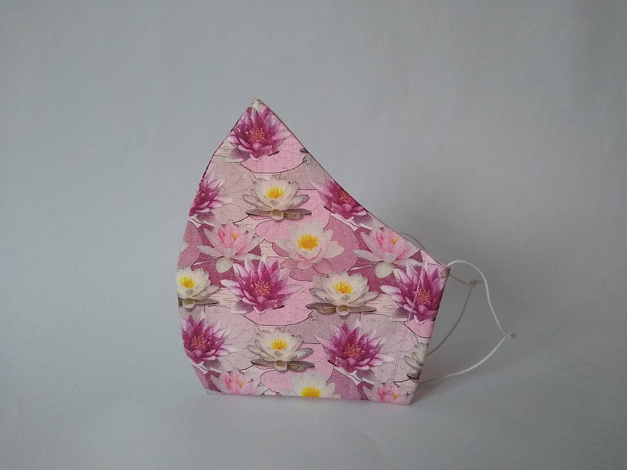 Dizajnové rúško lekná biele tvarované dvojvrstvové