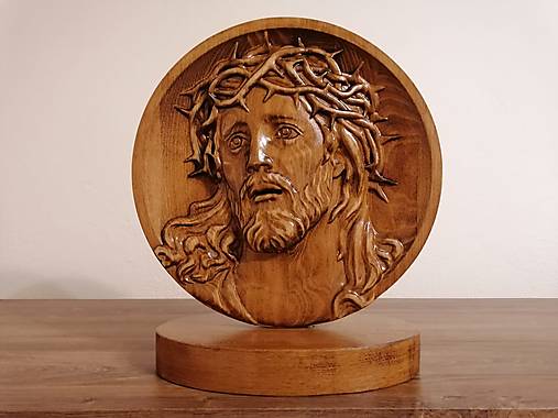 Dekorácie - Drevorezba Ježiš Kristus + podstavec masív - 12736892_