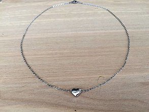 Náhrdelníky - náhrdelník so srdiečkom-oceľ - 12736667_