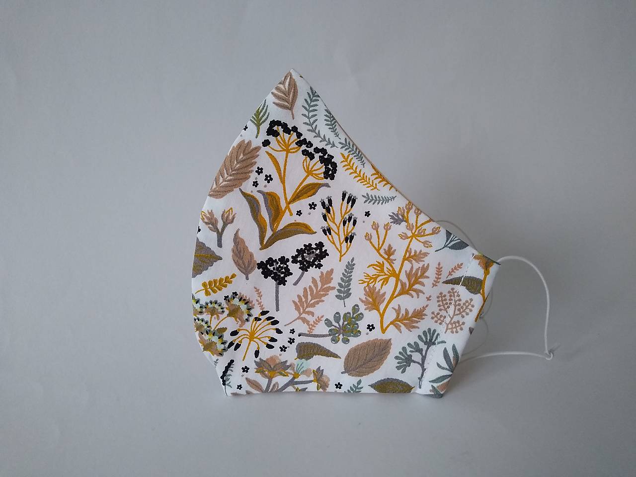 BIO bavlna dizajnové rúško rastliny hnedé tvarované dvojvrstvové