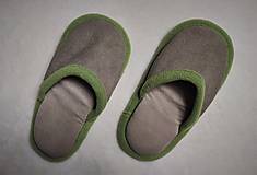 Ponožky, pančuchy, obuv - So zeleným lemovaním - 12745974_