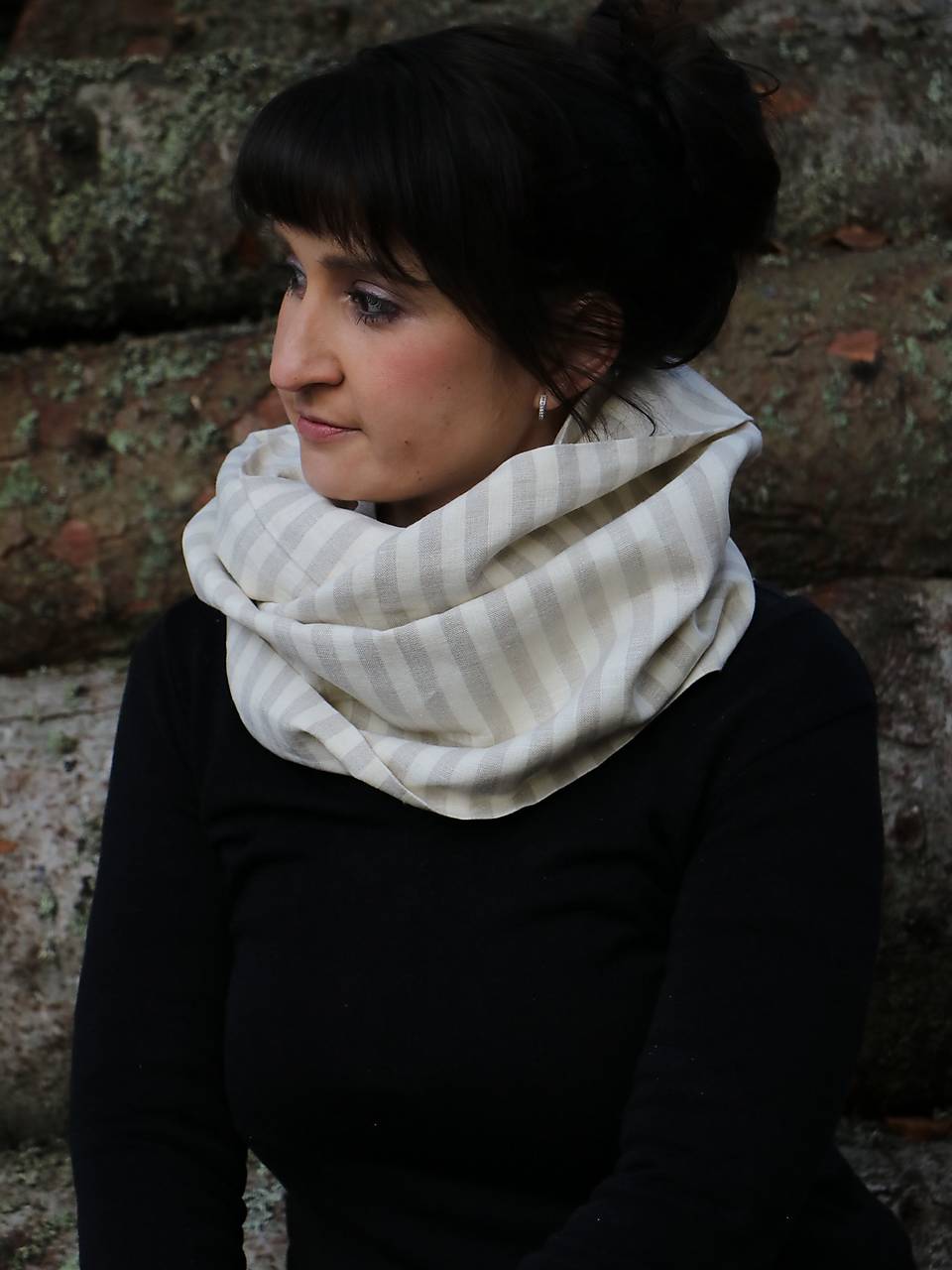 Štýlový unisex ľanový nákrčník bežový pásik hrubý