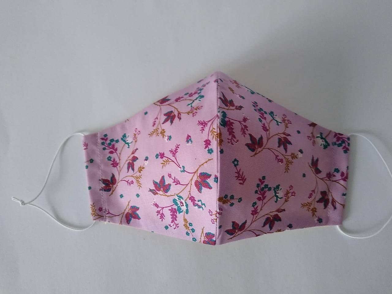 Dizajnové rúško kvety na fialovej tvarované dvojvrstvové